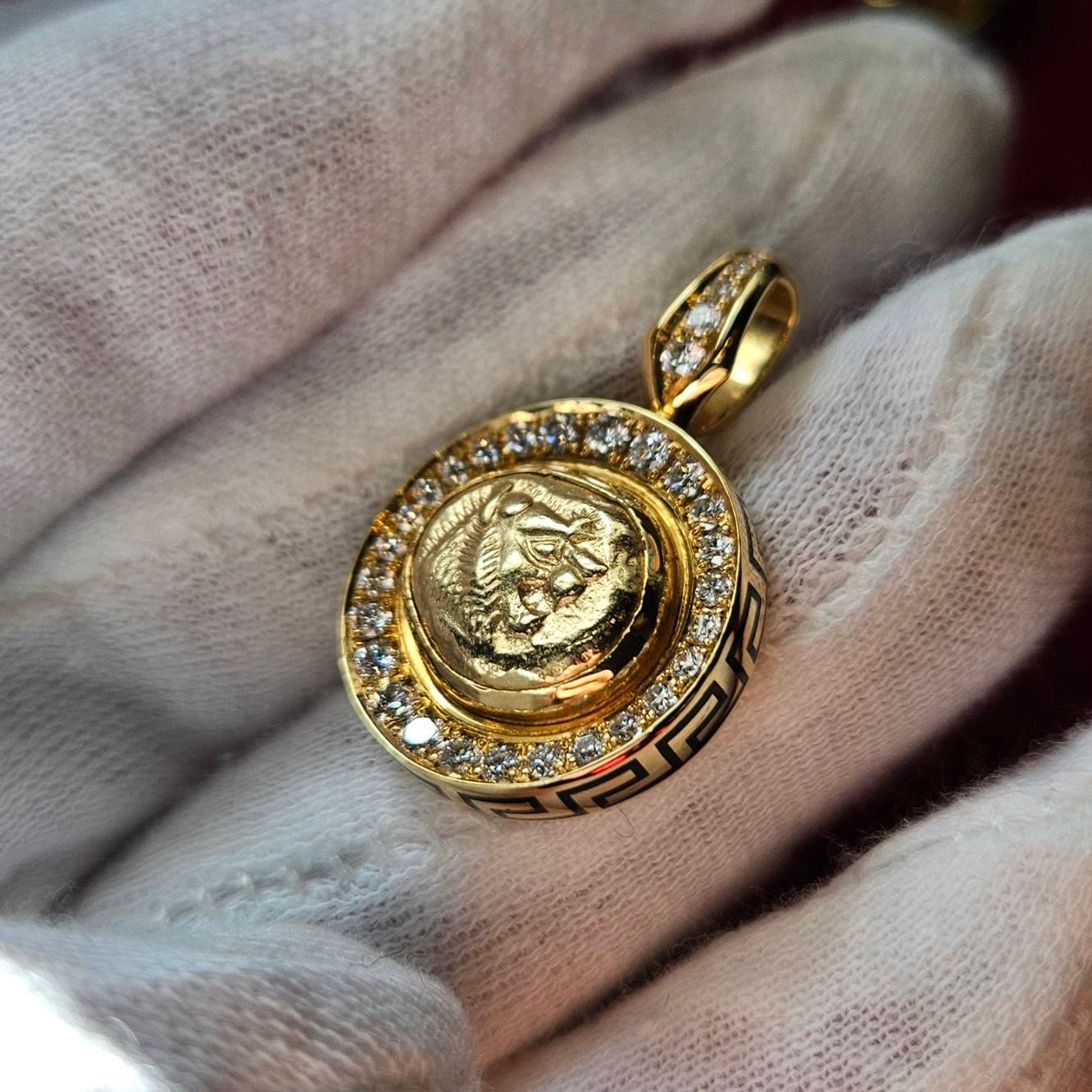 [Coin Pendant] Lydian Gold Coin - Gold & Diamond